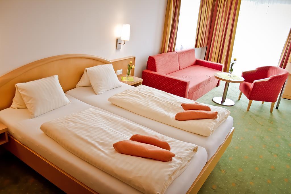Hotel Der Thomashof à Sankt Jakob im Rosental Extérieur photo